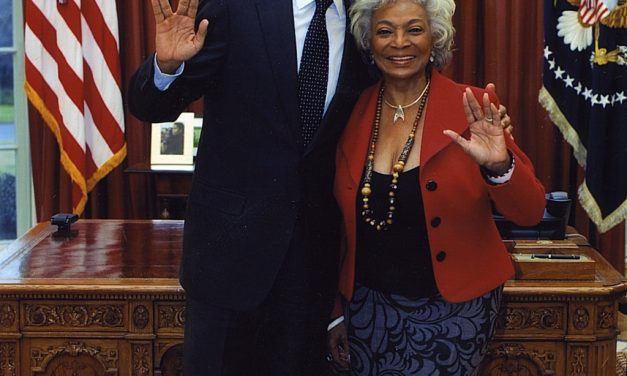President Obama and Star Trek’s Nichelle Nichols Flashing Vulcan Salutes. In the Oval Office.