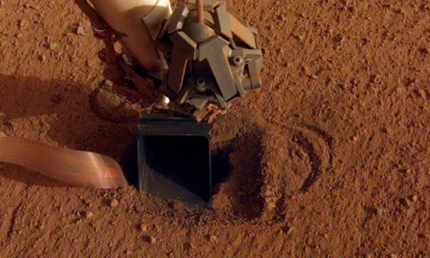 NASA Fixes Mars Lander By Having It Smack Itself With A Shovel