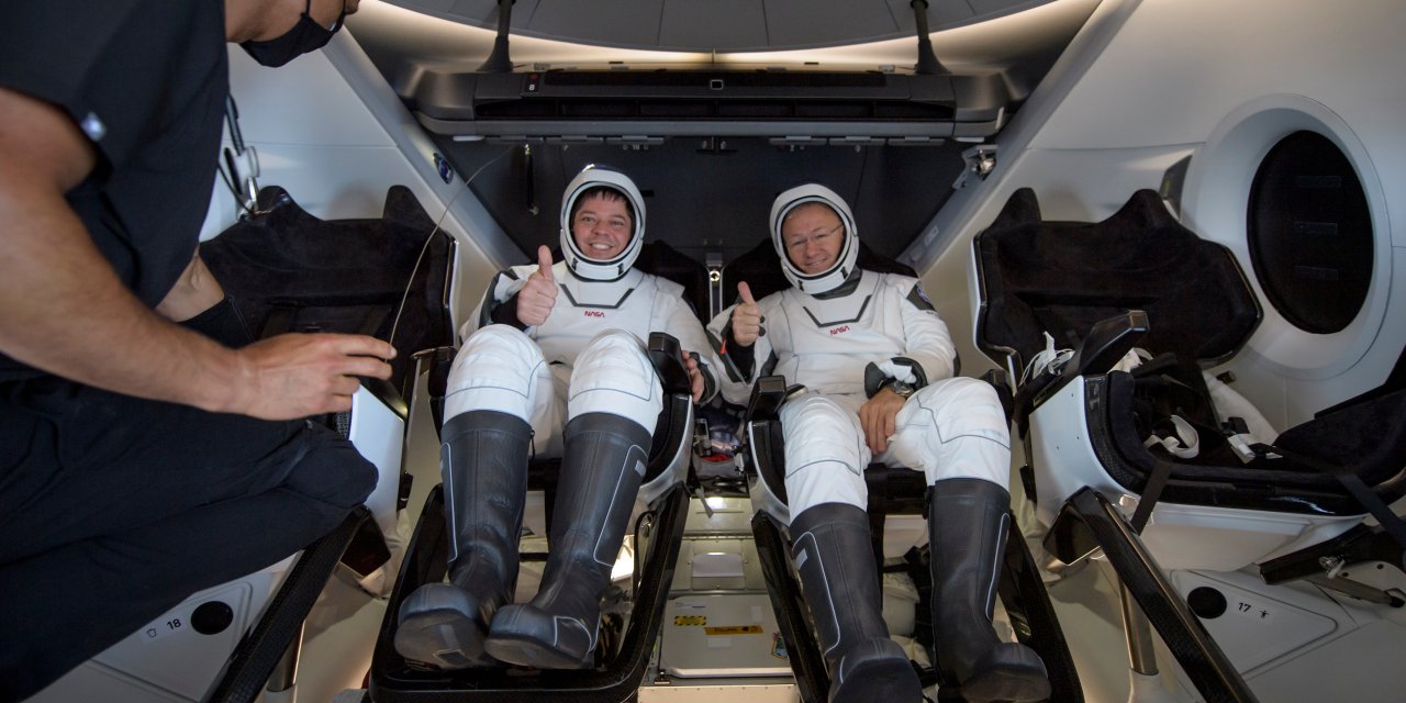 Bob and Doug Face the Splashdown – SpaceX Puts U.S. Back in the Space Travel Business