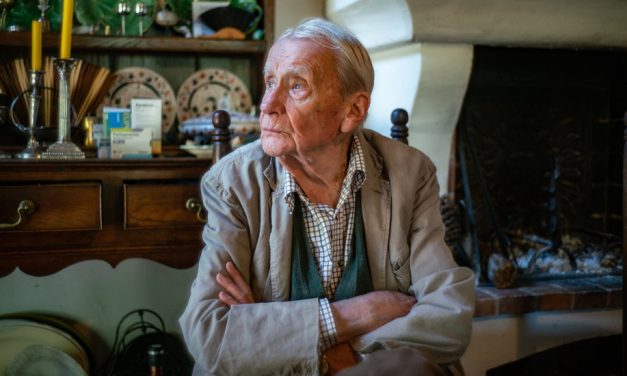Christopher Tolkien, Son of J.R.R. Tolkien and Lifelong Curator of Middle Earth, Has Passed