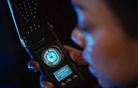 captain burnham uses a universal translator via her communicator