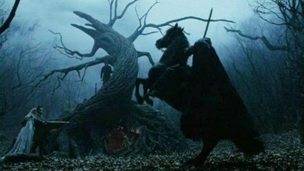 Tim Burton’s SLEEPY HOLLOW Returns to Theaters