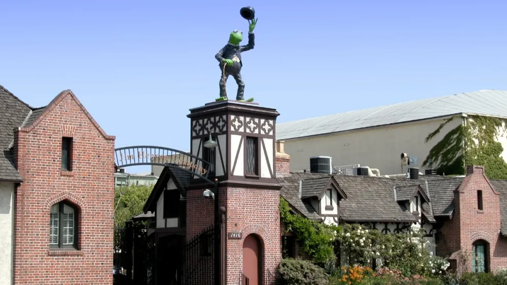Jim Henson Company: “No, We’re Not Selling Our Studio to  Scientology”