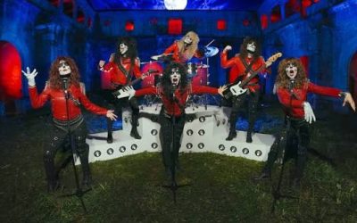 Video of the Day | Broken Peach: “Thriller” Halloween Special